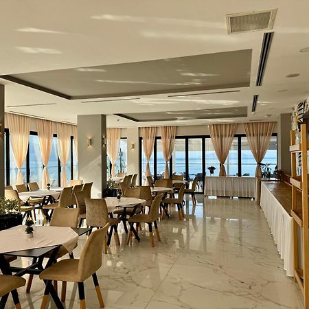 Hotel Britania Vlorë Eksteriør bilde