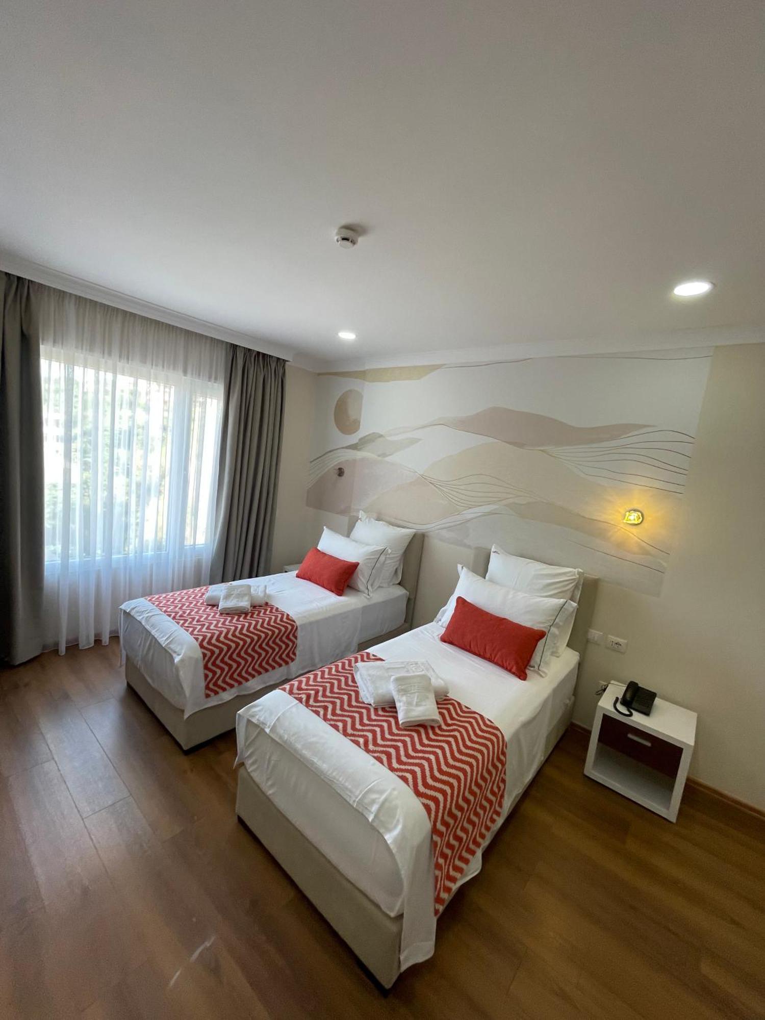 Hotel Britania Vlorë Rom bilde