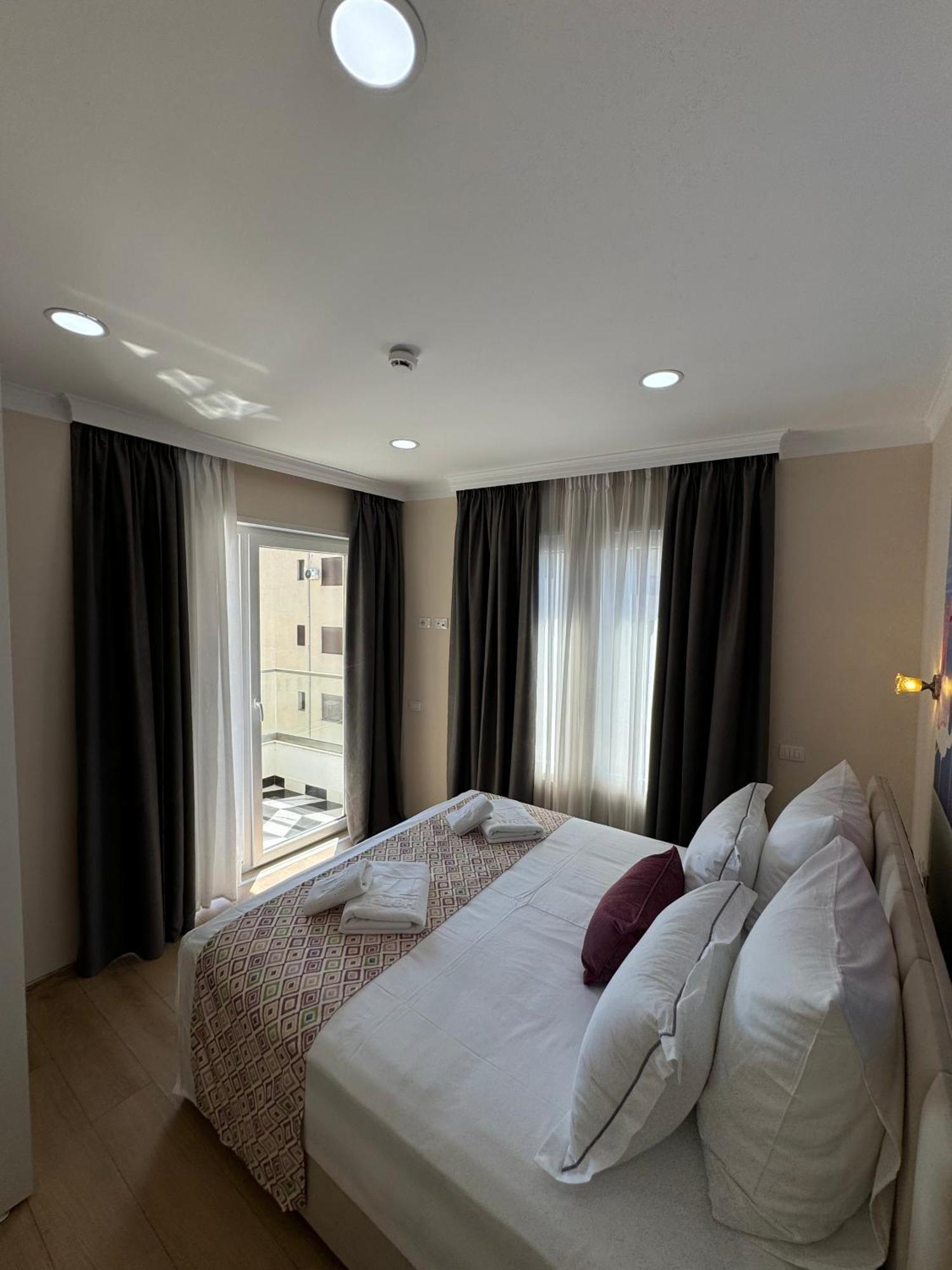 Hotel Britania Vlorë Rom bilde