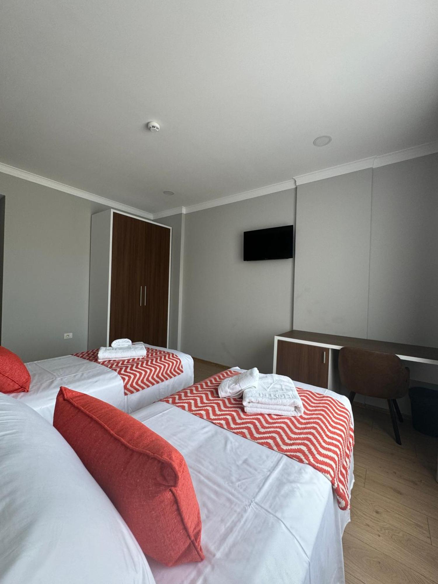Hotel Britania Vlorë Rom bilde