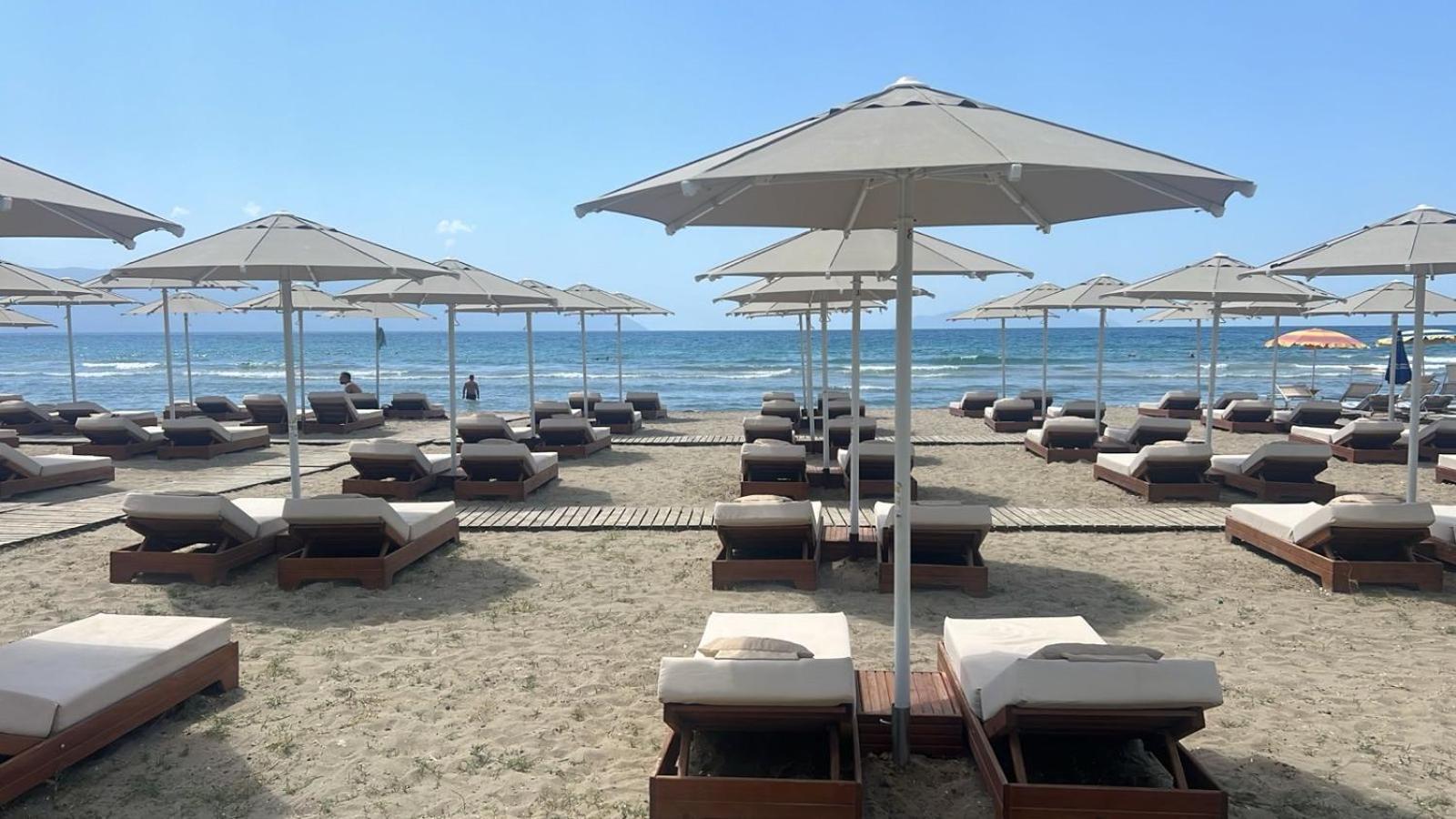 Hotel Britania Vlorë Eksteriør bilde
