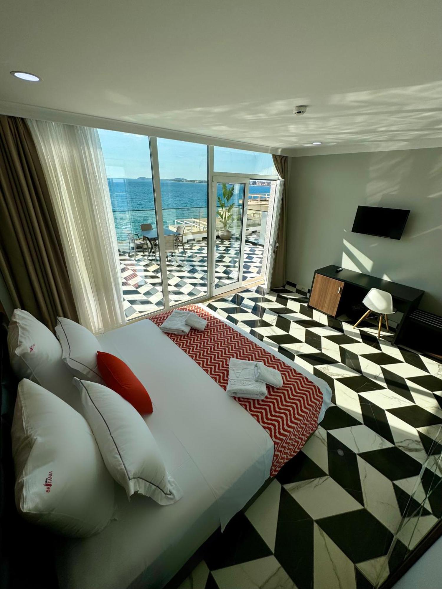 Hotel Britania Vlorë Eksteriør bilde