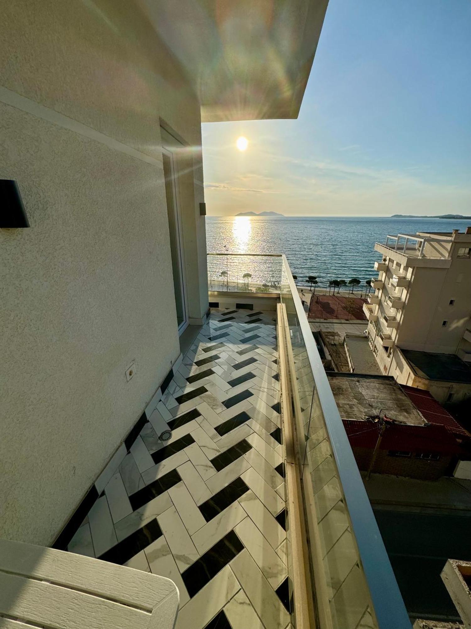 Hotel Britania Vlorë Eksteriør bilde